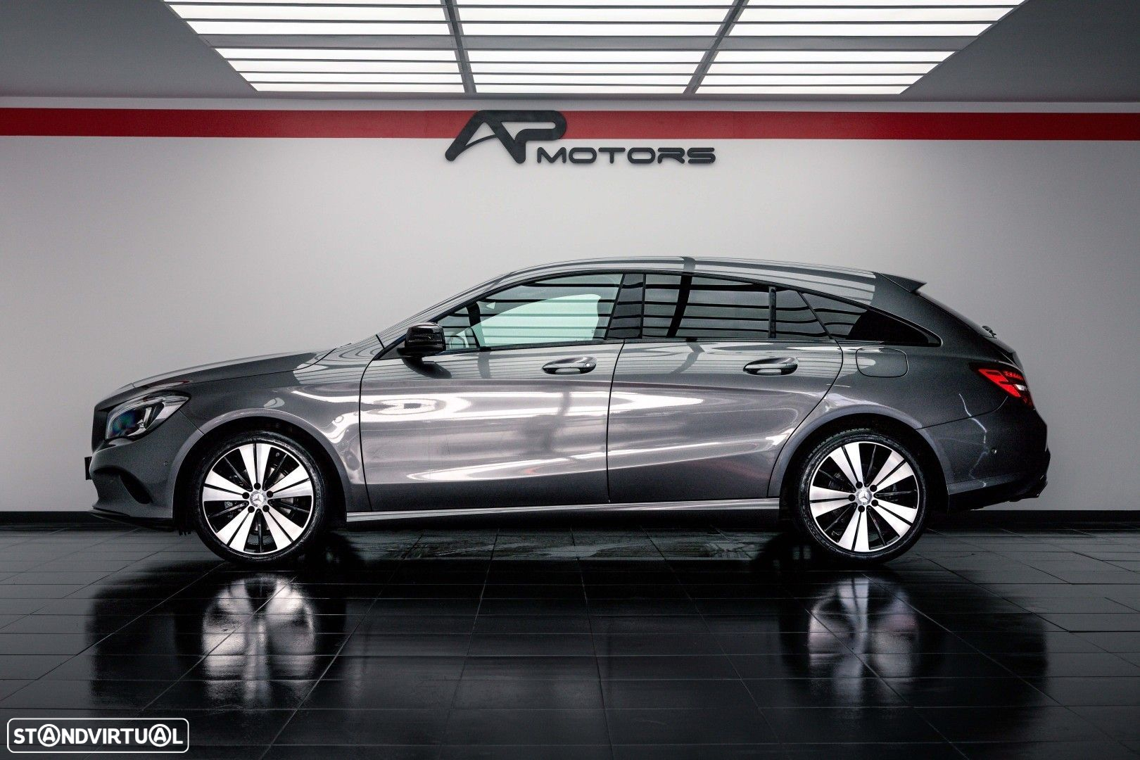 Mercedes-Benz CLA 180 d Shooting Brake Urban - 2