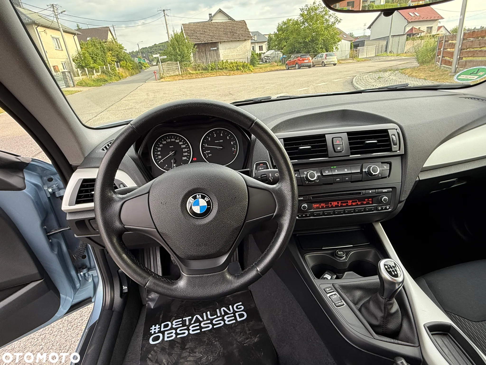 BMW Seria 1 116i - 26