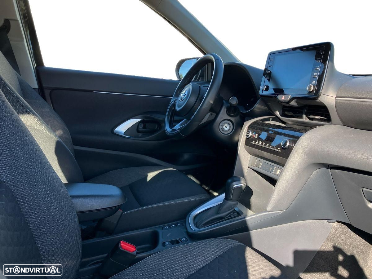 Toyota Yaris Cross - 6