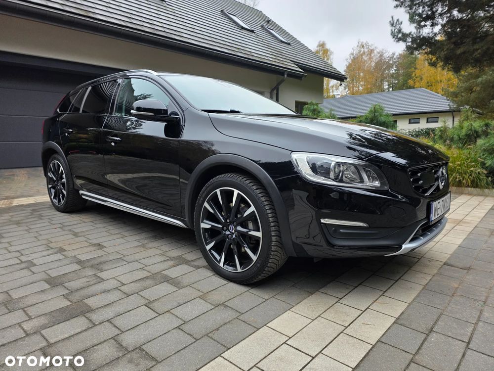 Volvo V60 Cross Country 2016 photo 5