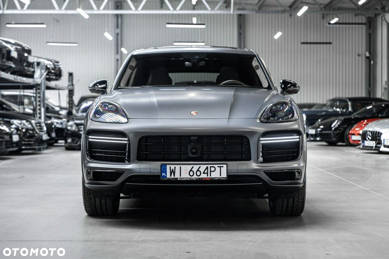 Porsche Cayenne Turbo - 4