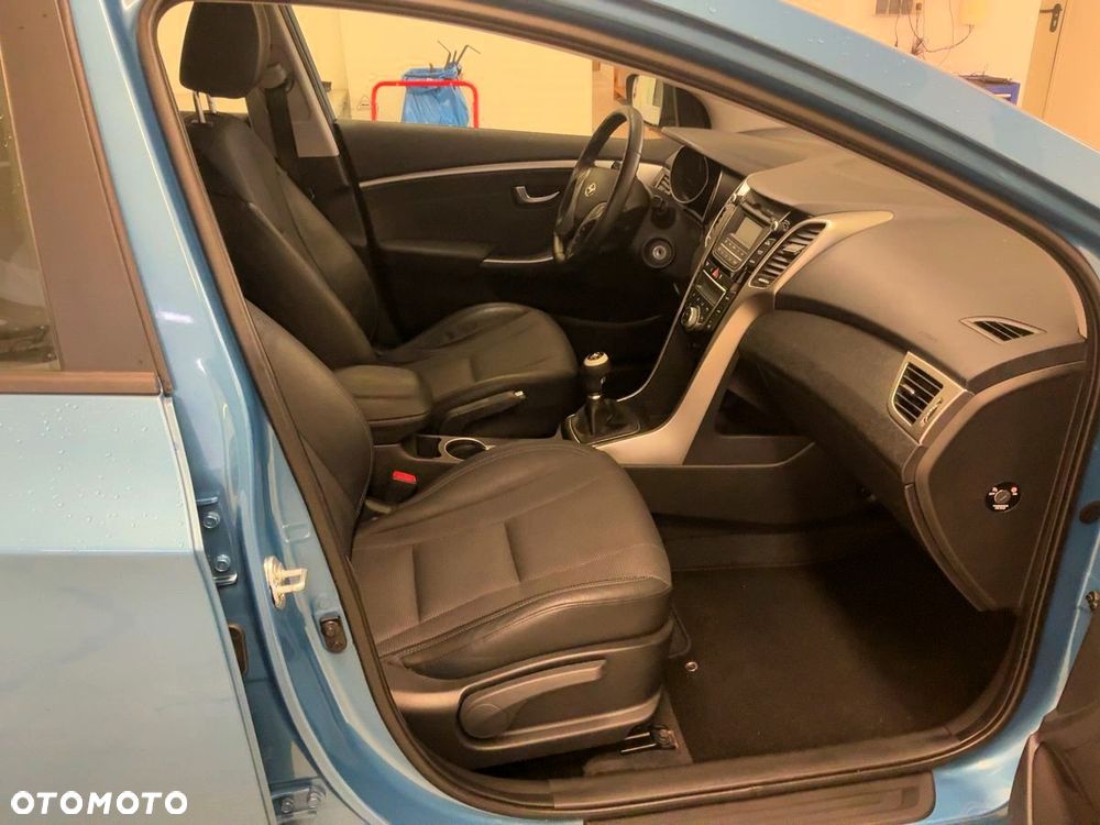 Hyundai i30 1.4 Classic - 6