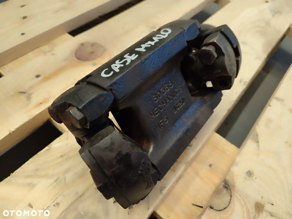 Wał napędowy 80368  Case MX 120 - 8