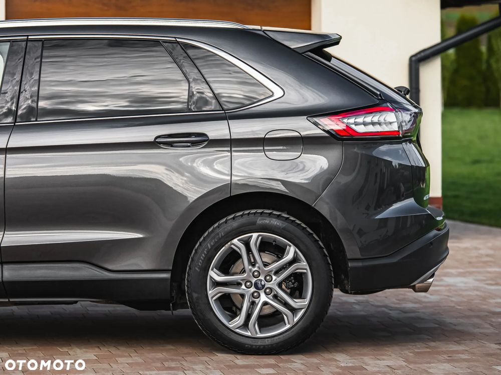 Ford Edge 2.0 TDCi 4x4 Titanium - 11