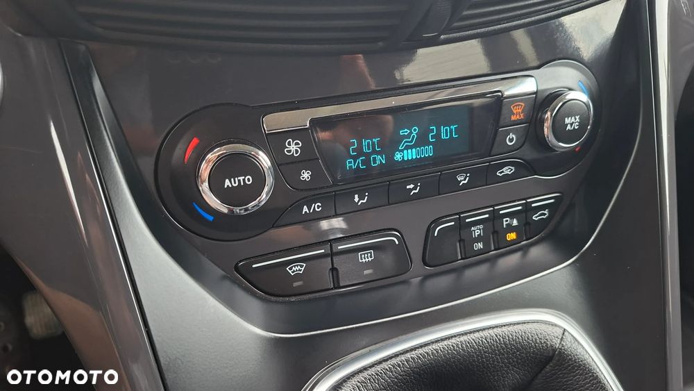 Ford Kuga 2.0 TDCi 4WD Titanium - 16
