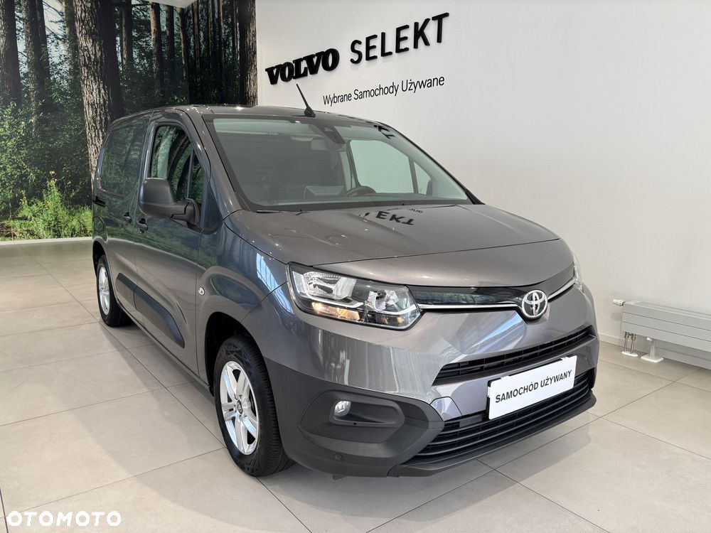 Toyota proace - 2