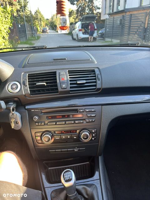 BMW Seria 1 118d - 14