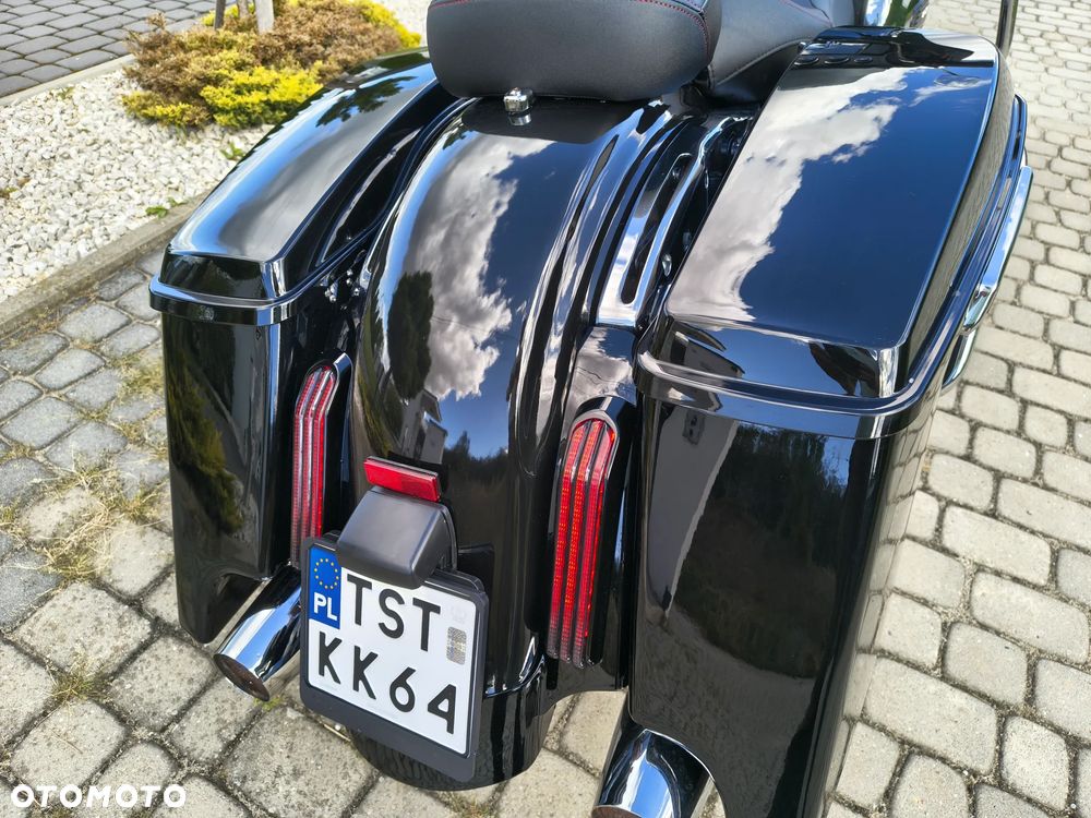 Harley-Davidson Touring Street Glide - 9
