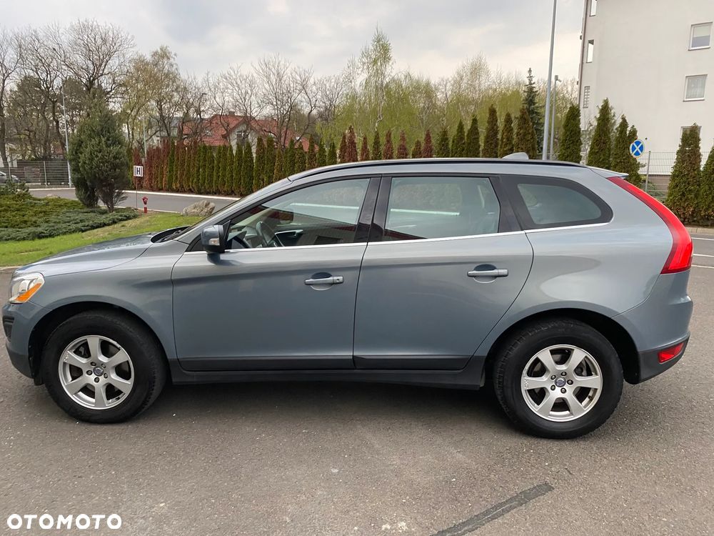 Volvo XC 60 D3 Momentum - 9