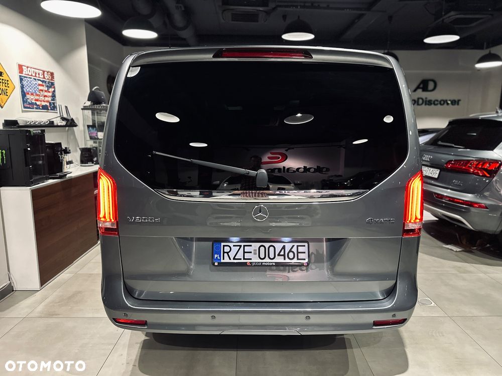 Mercedes-Benz Klasa V 300 d 9G-Tronic Exclusive (d³ugi) - 32