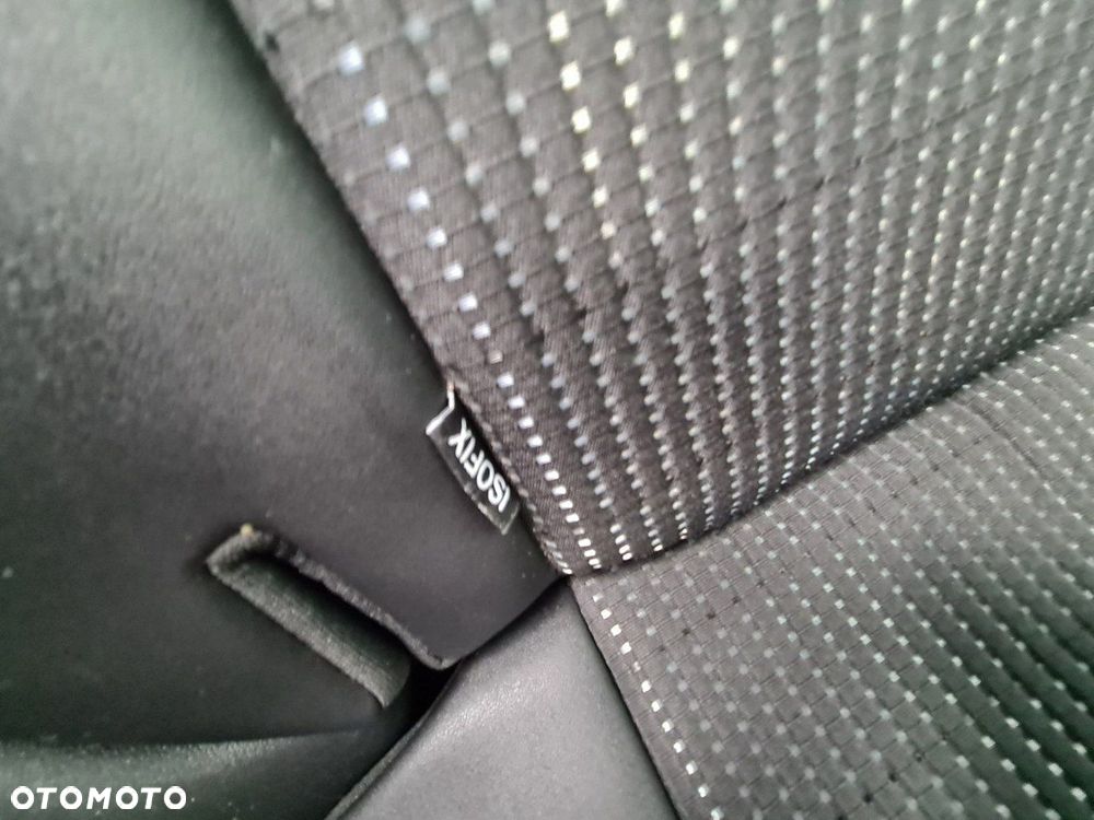 Peugeot 2008 1.2 Pure Tech GPF Allure S&S - 28