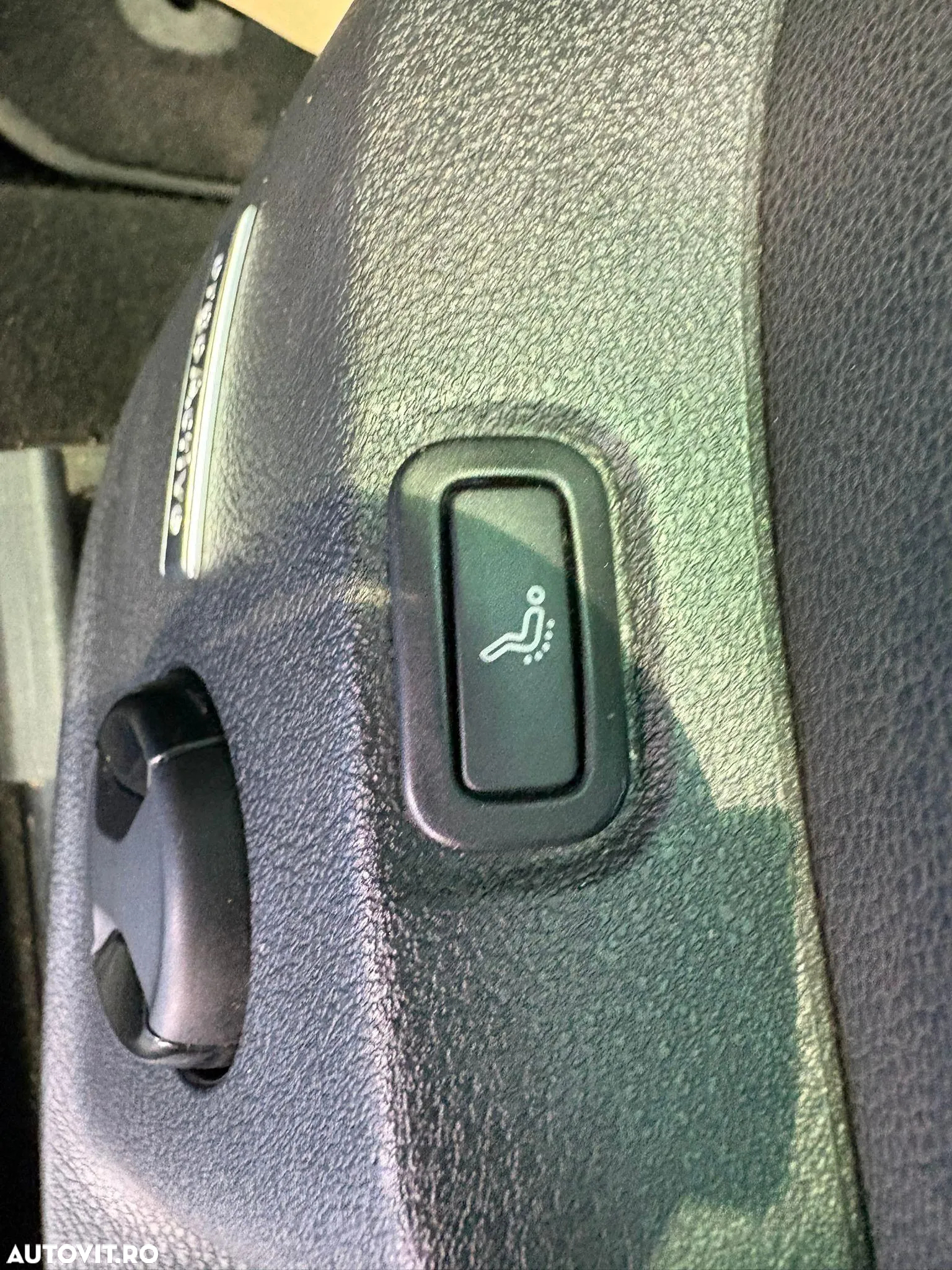 Volkswagen Golf Variant 1.6 TDI DPF DSG Exclusive - 11