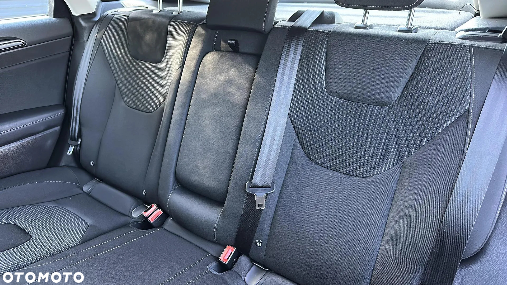Ford Mondeo 2.0 EcoBlue Titanium - 17