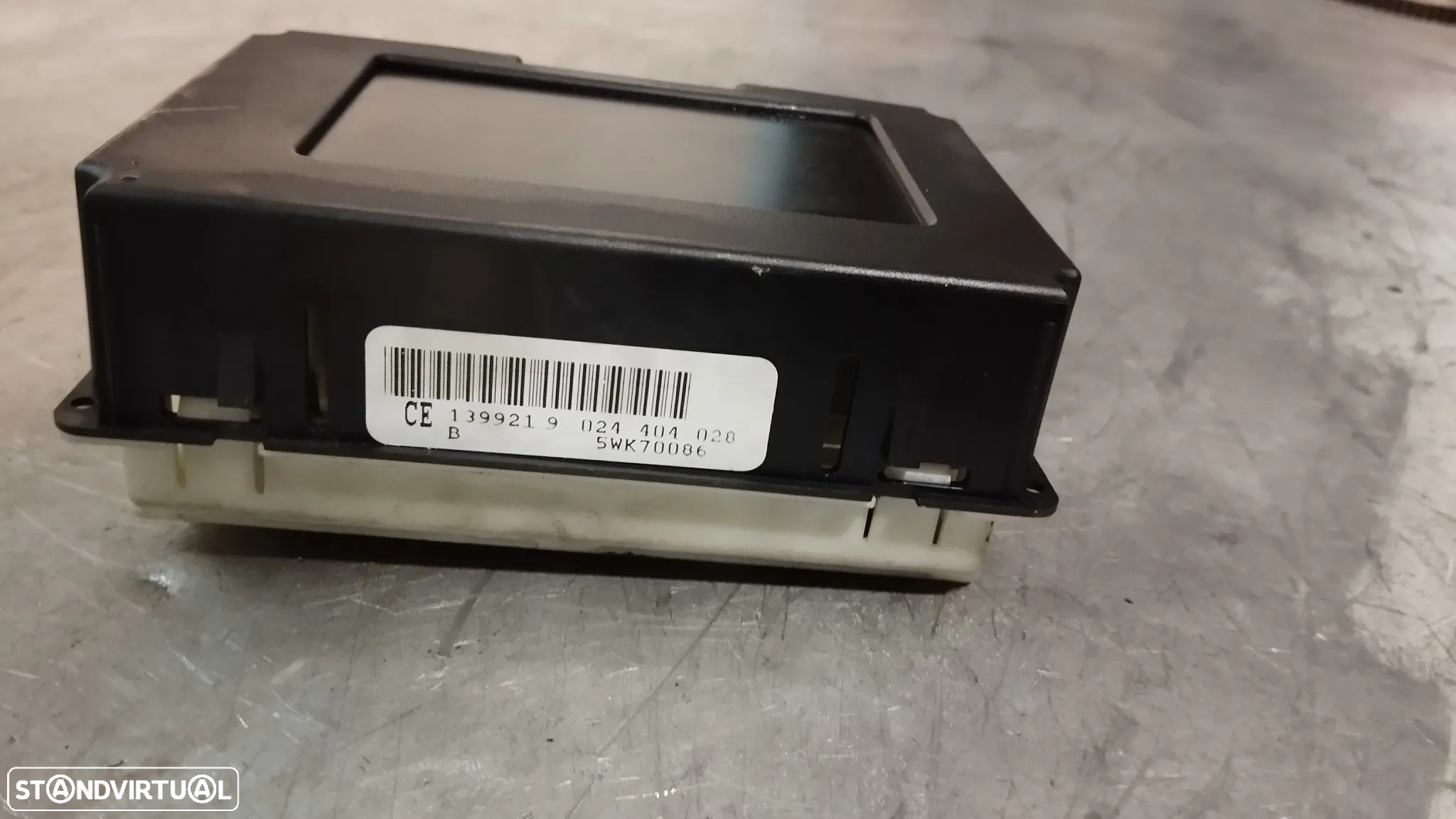 DISPLAY / VISOR  / ECRÃ OPEL VECTRA B 024404028 5WK70086 - 2