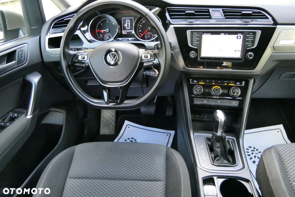 Volkswagen Touran 2.0 TDI BMT Highline DSG - 2