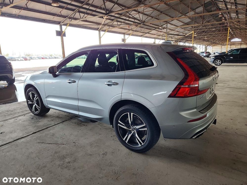 Volvo XC 60 T6 AWD Geartronic RDesign - 3