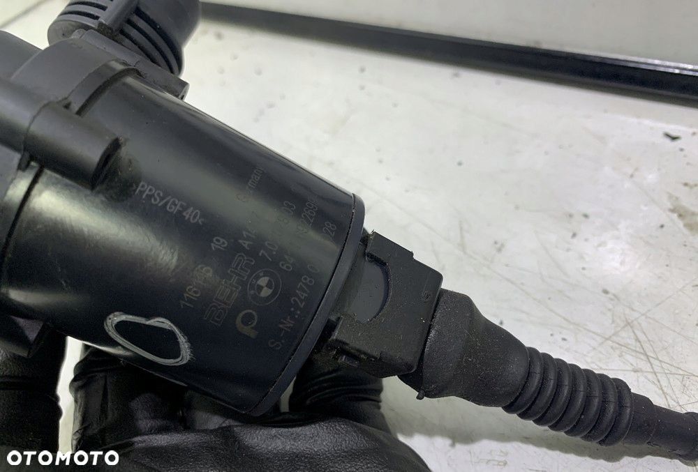 POMPA WODY DODATKOWA PIERBURG 6922699 BMW E65 E66 - 4