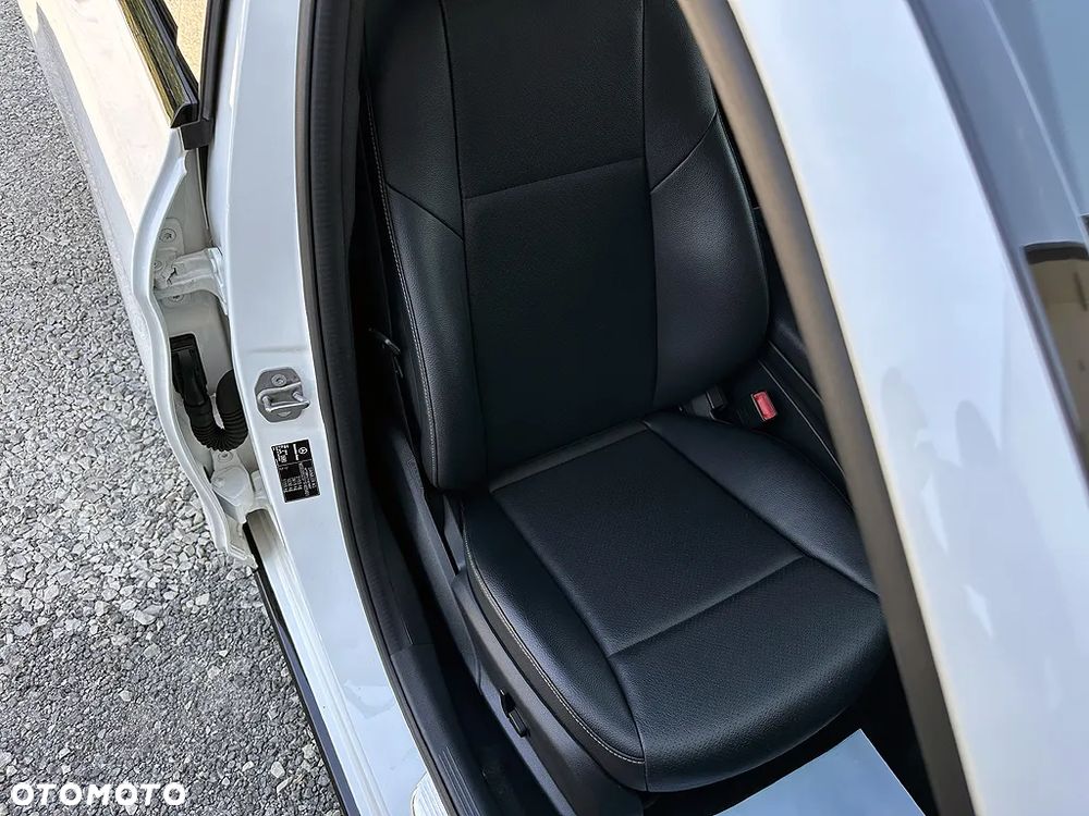 Mercedes-Benz Klasa C 200 (BlueTEC) d 7G-TRONIC - 14