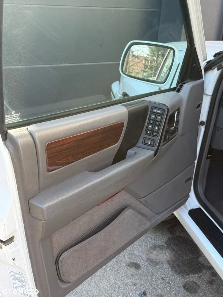Jeep Cherokee 4.0 Limited - 10