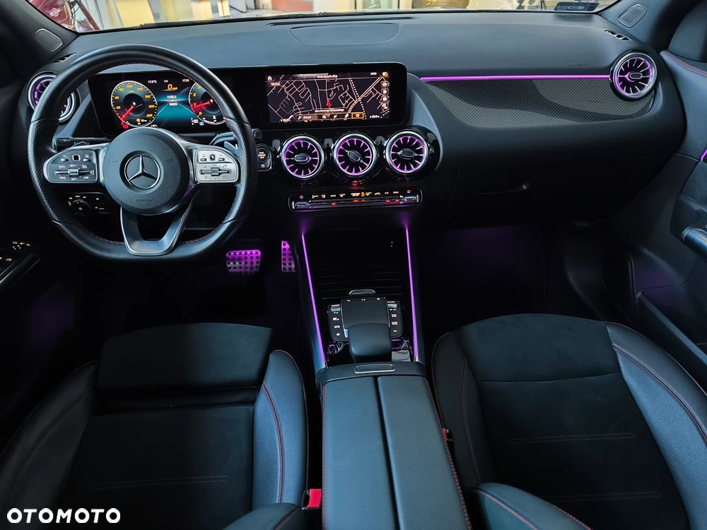 Mercedes-Benz GLA 200 AMG Line - 12