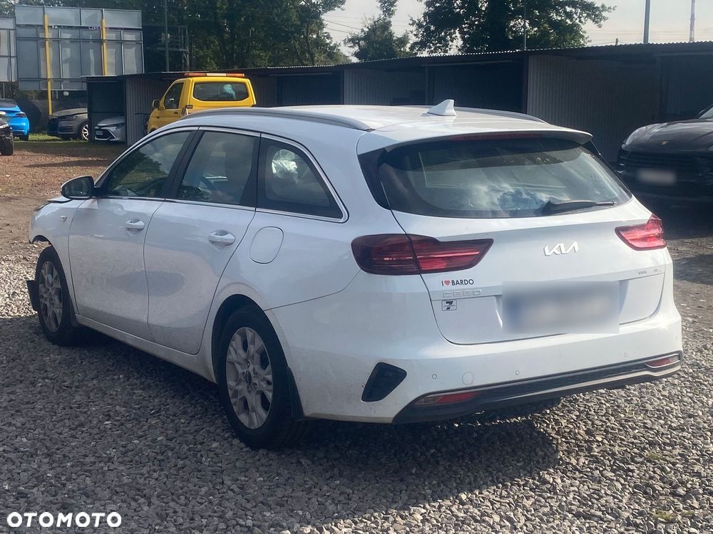 Kia Ceed 1.5 T-GDI M - 1