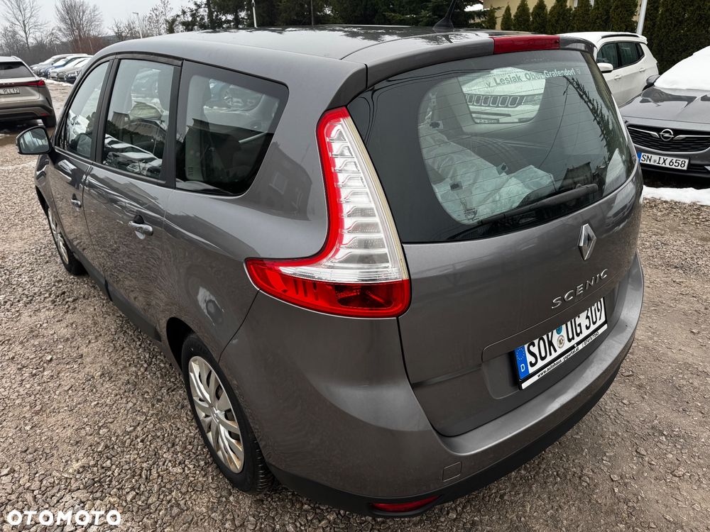 Renault Scenic 1.6 16V Expression - 12