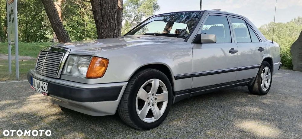 Mercedes-Benz W124 (1984-1993) - 1