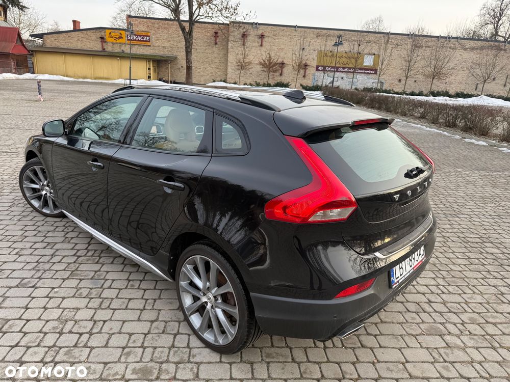 Volvo V40 Cross Country D3 Momentum - 6