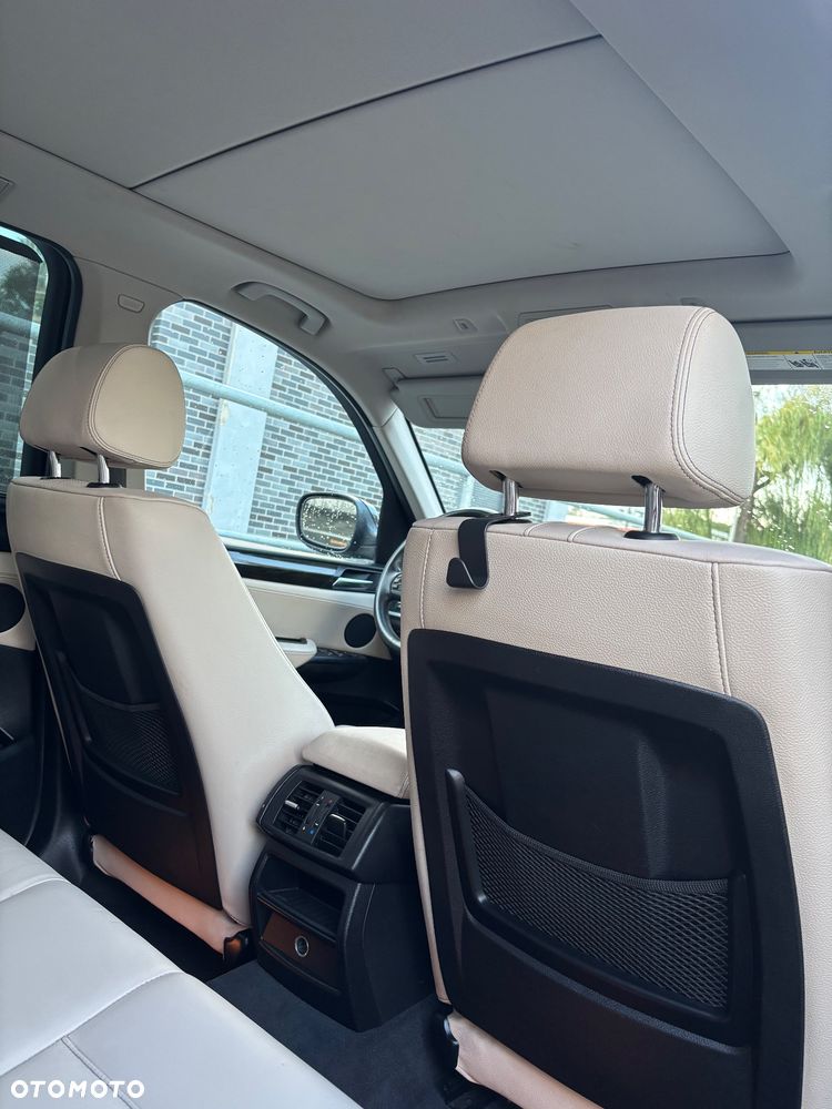 BMW X3 28i xDrive - 30