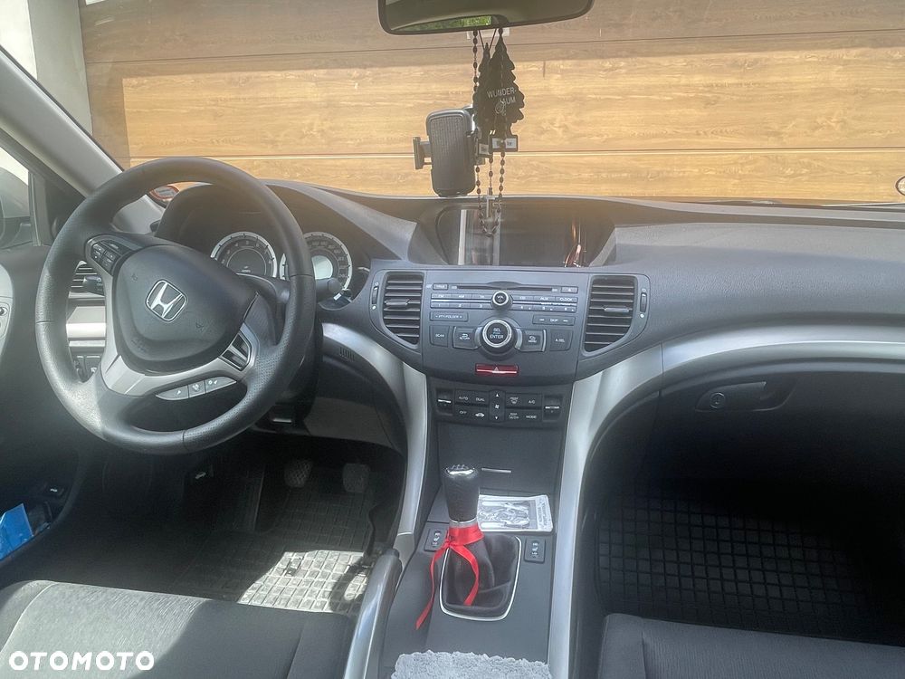Honda Accord 2.0 Comfort - 21