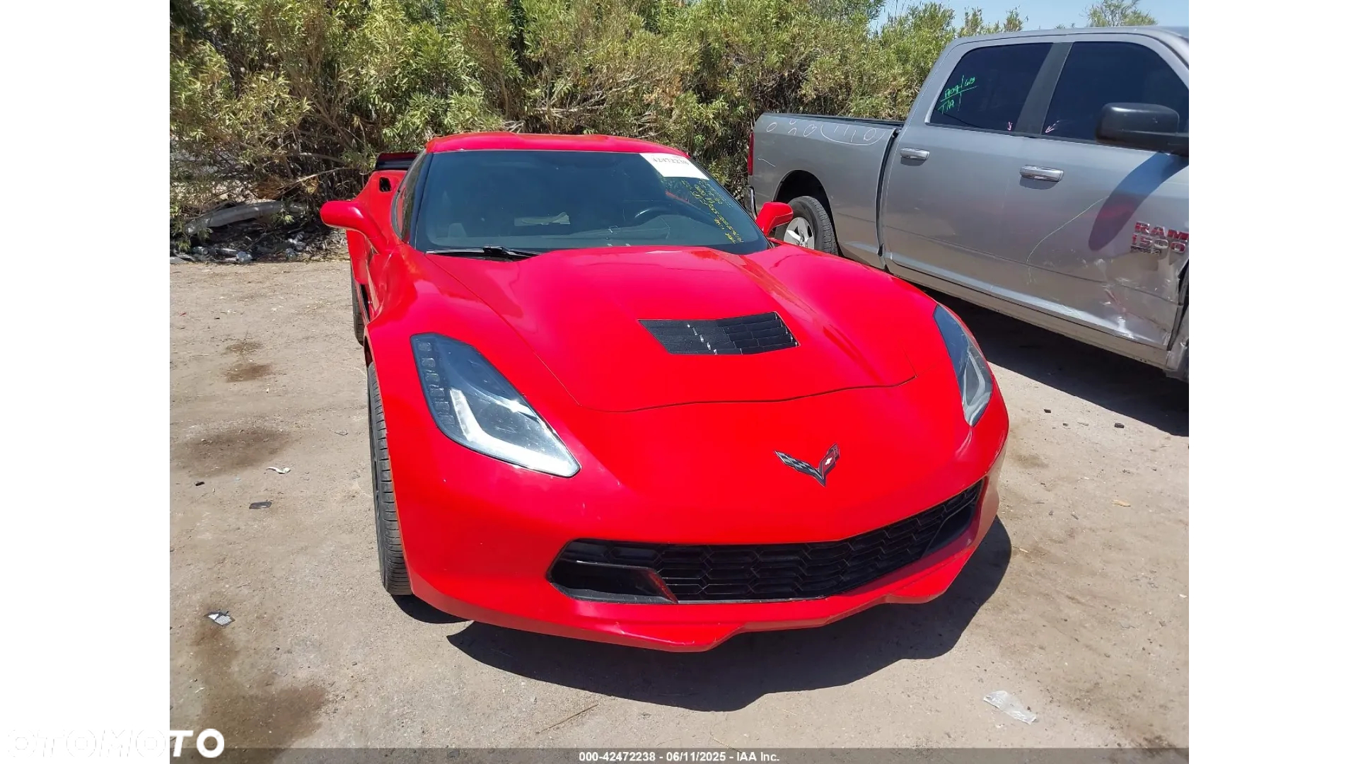 Chevrolet Corvette - 2