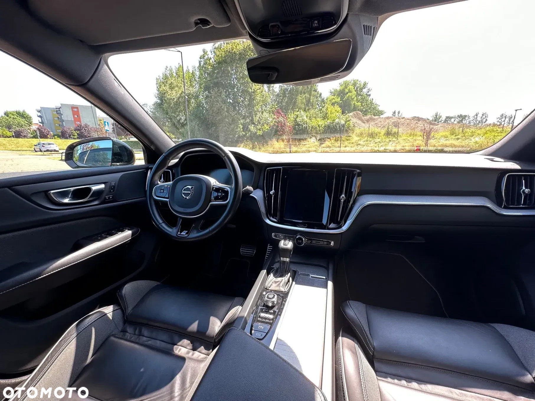 Volvo S60 T4 R-Design - 27