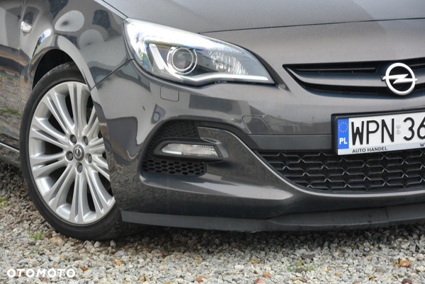Opel Astra 2.0 BiTurbo CDTI DPF ecoFLEX SportsTourer St
