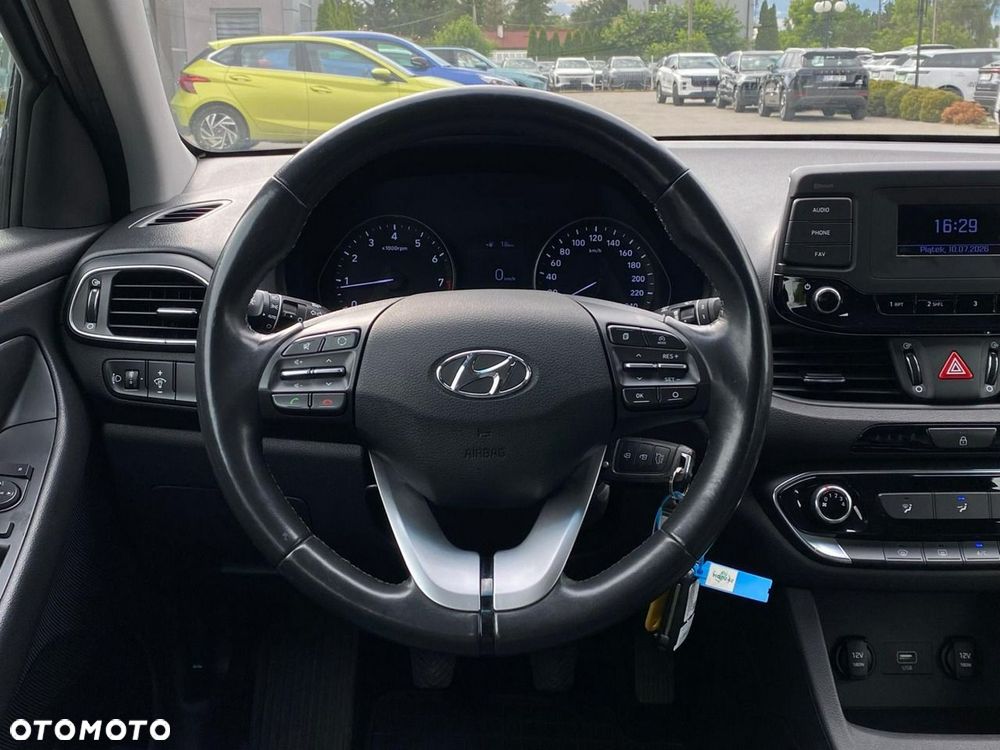 Hyundai i30 1.4 Classic + - 15