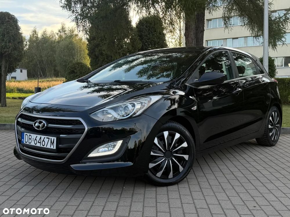 Hyundai i30 - 23