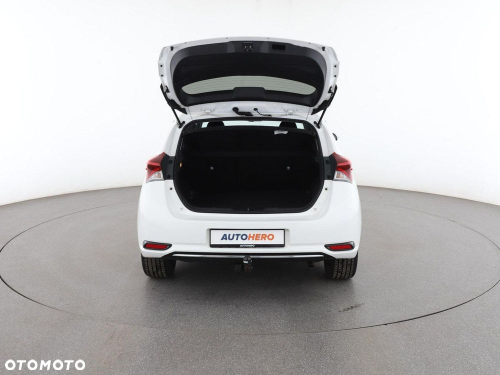 Toyota Auris 1.8 VVT-i Automatik Team Deutschland - 20