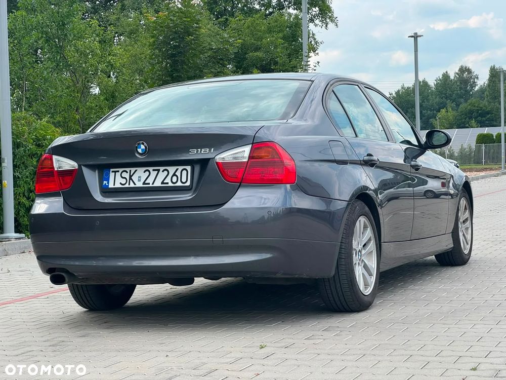 BMW Seria 3 318i - 10
