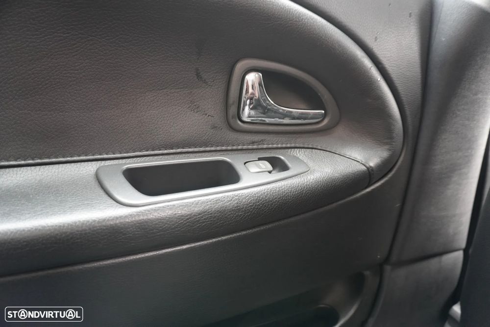 Volvo S40 1.9 D CR - 42