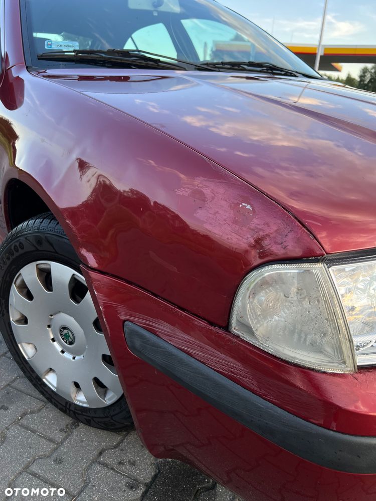 Skoda Octavia 1.6 Tour - 8