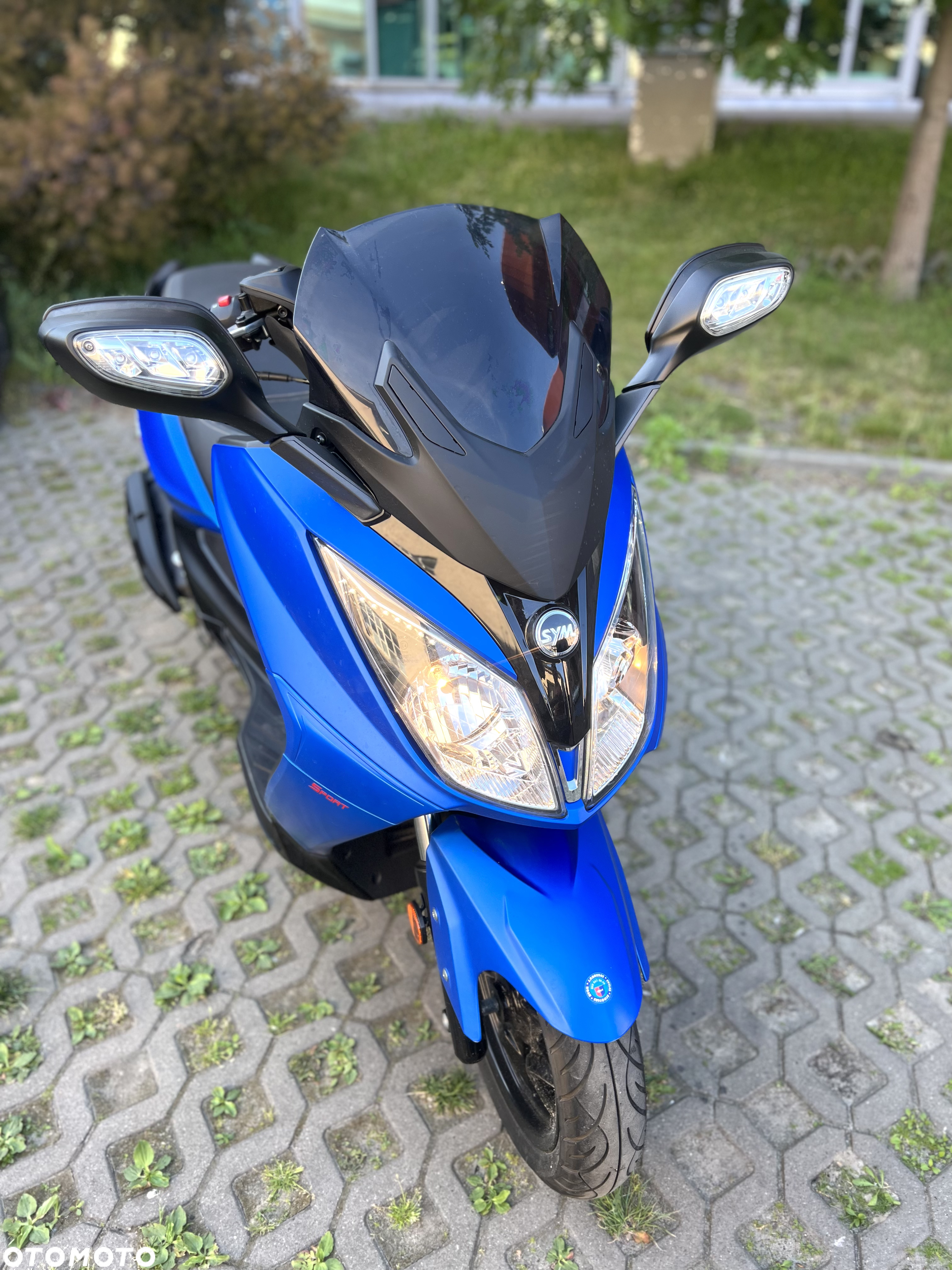 SYM GTS - 8