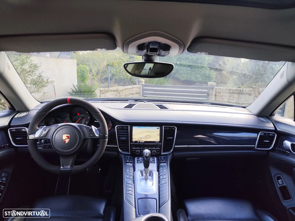 Porsche Panamera Platinum Edition - 5