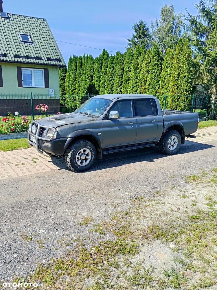 Mitsubishi L200 - 1