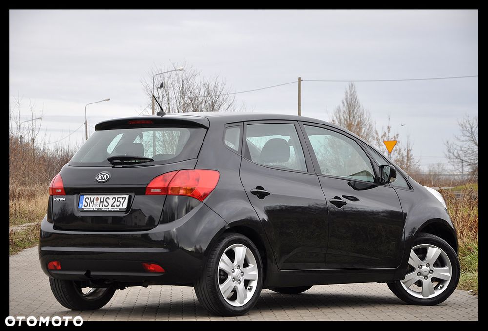 Kia Venga 1.4 CVVT Business Line - 4