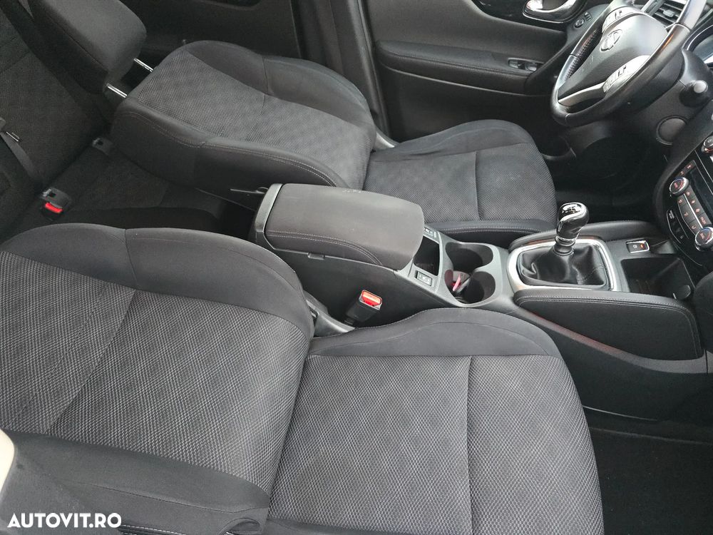 Nissan Qashqai 1.6 DCI N-Vision - 10