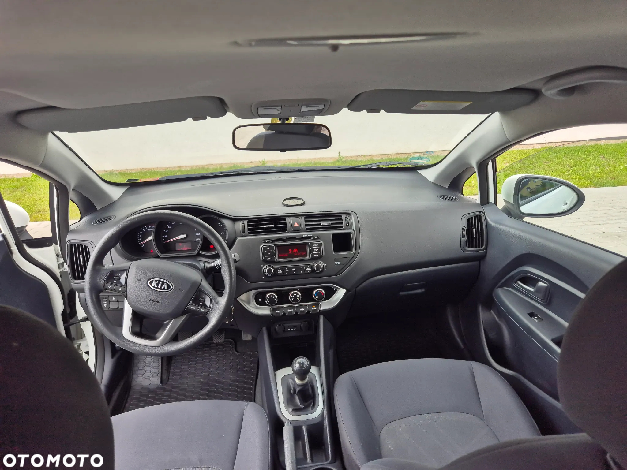 Kia Rio 1.2 Attract - 12