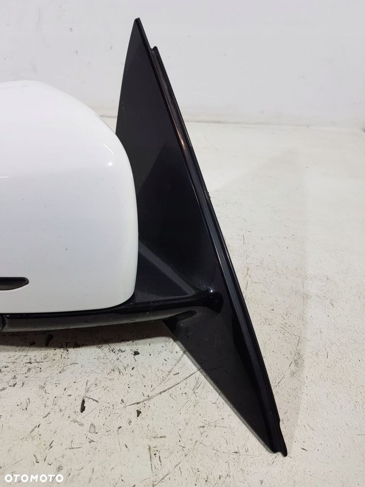 lusterko prawe a2128105216 mercedes e-klasa w212 lift eu kombi kol 149 7pin - 8