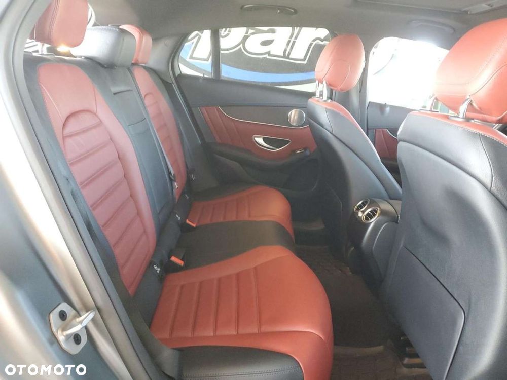 Mercedes-Benz GLC - 11