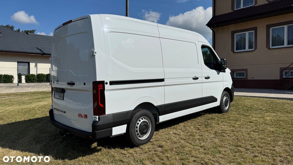 Nissan INTERSTAR - 5