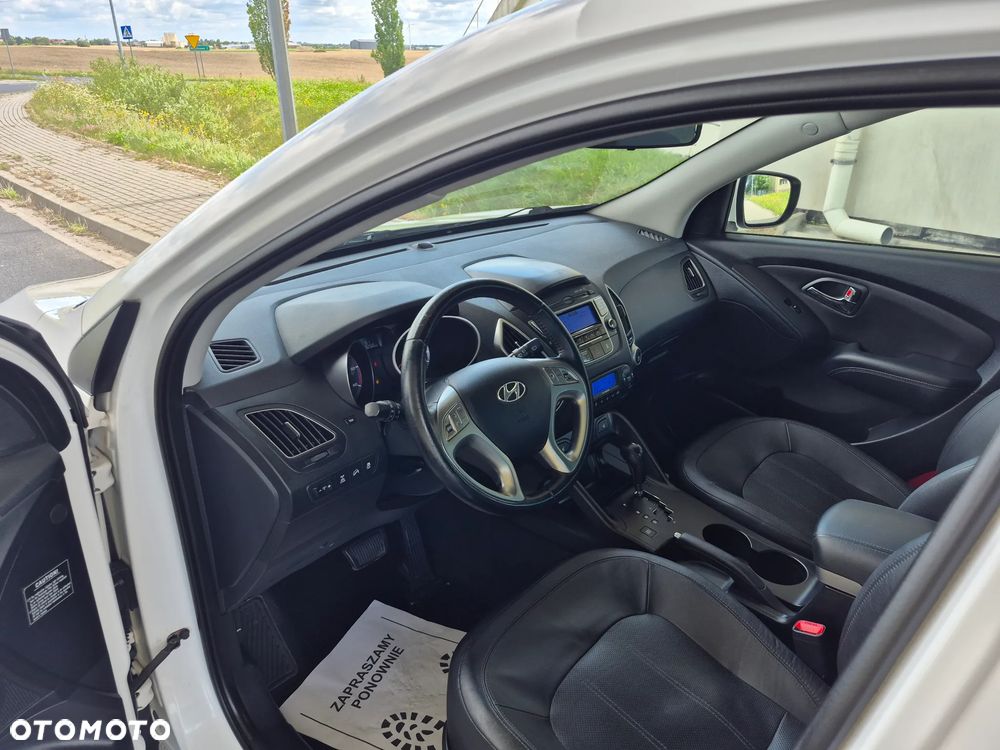 Hyundai ix35 2.0 CRDi 4WD Automatik Fifa World Cup Silver Edition - 8