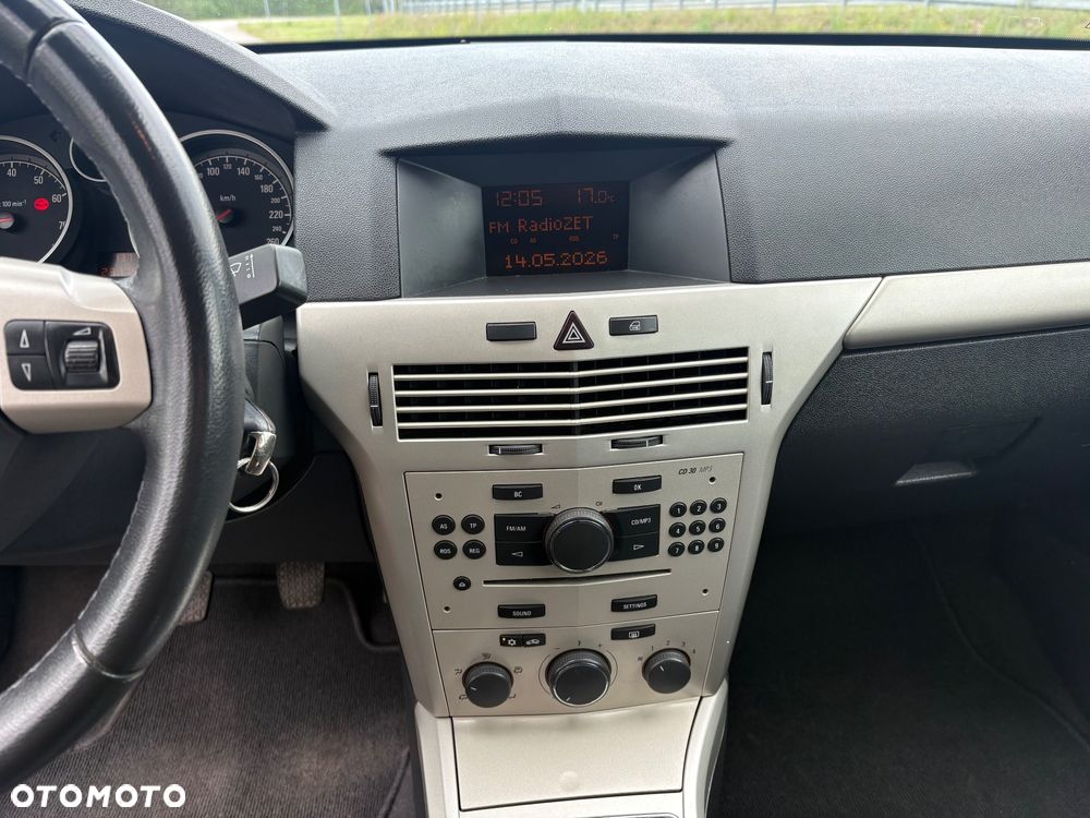 Opel Astra 1.6 Color Edition - 40